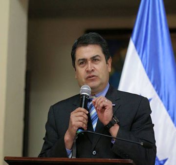 Presidente de Honduras propone otra comisión contra la impunidad