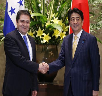 Presidente de Honduras sostiene que gira de trabajo a Asia “fue exitoso”