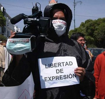 Guardia de Honor Presidencial amenaza a niño con desaparecerlo por gritar contra el presidente