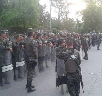 El canto de sirena de la militarización en Latinoamérica: Insight Crime El canto de sirena de la militarización en Latinoamérica: Insight Crime