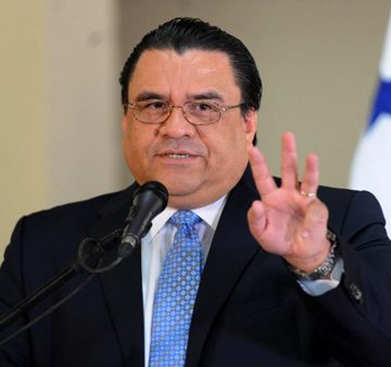 Acusan a canciller hondureño de atacar a la Democracia Cristiana