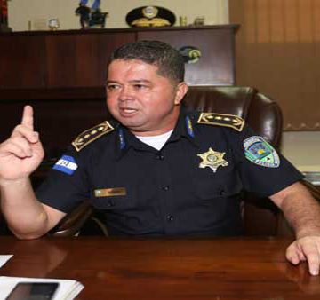 Honduras: dejan sin protección a exjefe policial Ramón Sabillón