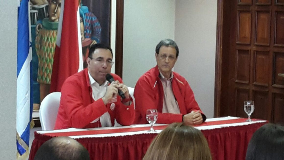 LUIS ZELAYA: “LA REELECCIÓN LA VAMOS A DETENER GANANDO ELECCIONES” LUIS ZELAYA: “LA REELECCIÓN LA VAMOS A DETENER GANANDO ELECCIONES”