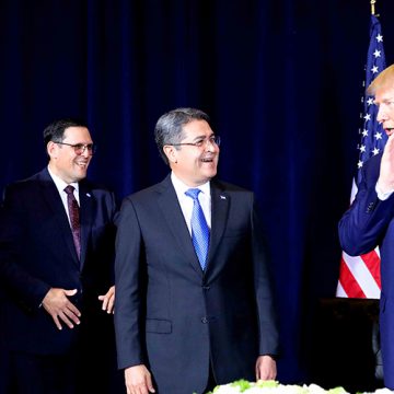 HONDURAS/ EL TIGRE DE SCHRÖDINGER Y TRES ESCENARIOS DEL “PRESIDENTE PROTECTOR” HONDURAS/ EL TIGRE DE SCHRÖDINGER Y TRES ESCENARIOS DEL “PRESIDENTE PROTECTOR”