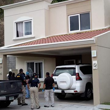HONDURAS/ POLICÍA ALLANA CASA DEL COMPRADOR DE HOSPITALES MÓVILES HONDURAS/ POLICÍA ALLANA CASA DEL COMPRADOR DE HOSPITALES MÓVILES