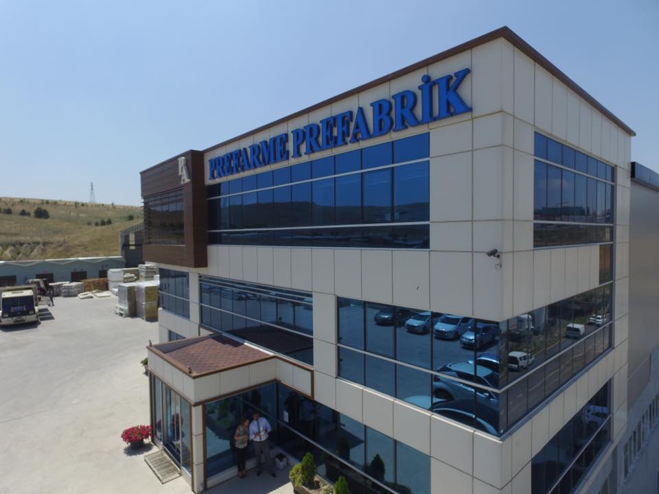 HONDURAS / AXEL CAMBIA DE BODEGAS PARA ARMAR “HOSPITALES FANTASMAS” HONDURAS / AXEL CAMBIA DE BODEGAS PARA ARMAR “HOSPITALES FANTASMAS”