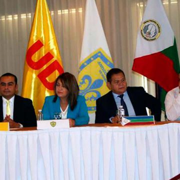 HONDURAS / NUEVA LEY DEJA “VESTIDOS Y ALBOROTADOS” A PARTIDOS BONSÁIS HONDURAS / NUEVA LEY DEJA “VESTIDOS Y ALBOROTADOS” A PARTIDOS BONSÁIS