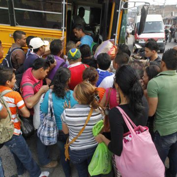 HONDURAS / TRANSPORTE OPERARÁ AL 100 DE CAPACIDAD, ¡SÁLVESE QUIEN PUEDA! HONDURAS / TRANSPORTE OPERARÁ AL 100 DE CAPACIDAD, ¡SÁLVESE QUIEN PUEDA!