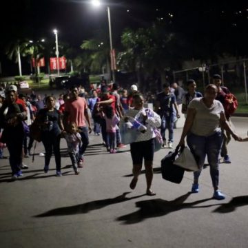 HONDURAS / ¡URGENTE! NUEVA CARAVANA DE MIGRANTES SALE DESDE CHOLUTECA HONDURAS / ¡URGENTE! NUEVA CARAVANA DE MIGRANTES SALE DESDE CHOLUTECA