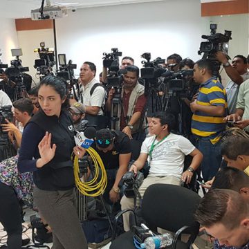 HONDURAS / PERIODISTAS BAJO FUEGO: ASESINATO, AGRESIÓN FÍSICA Y AMENAZA HONDURAS / PERIODISTAS BAJO FUEGO: ASESINATO, AGRESIÓN FÍSICA Y AMENAZA