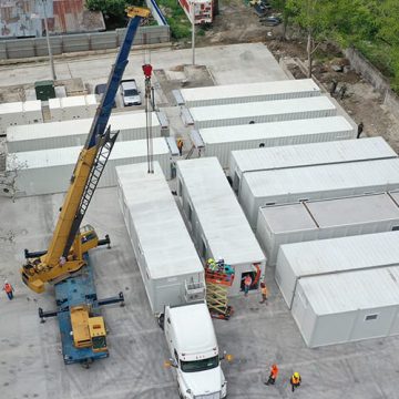 GOBIERNO PIDE PACIENCIA, HOSPITALES SE PUDREN Y HONDUREÑOS INSISTEN “¿Y EL DINERO?”