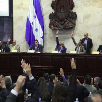 HONDURAS / “DICTADURA DEJARÁ AL PAÍS SUMAMENTE ENDEUDADO”, ADVIERTE ECONOMISTA HONDURAS / “DICTADURA DEJARÁ AL PAÍS SUMAMENTE ENDEUDADO”, ADVIERTE ECONOMISTA