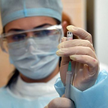LISTA VACUNA RUSA ANTI-COVID, REGISTRA 95% DE EFICACIA