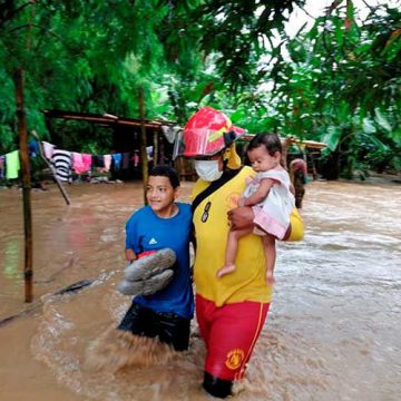¡URGENTE! / CICLÓN AMENAZA VIDAS EN CENTROAMÉRICA: CENTRO DE HURACANES ¡URGENTE! / CICLÓN AMENAZA VIDAS EN CENTROAMÉRICA: CENTRO DE HURACANES