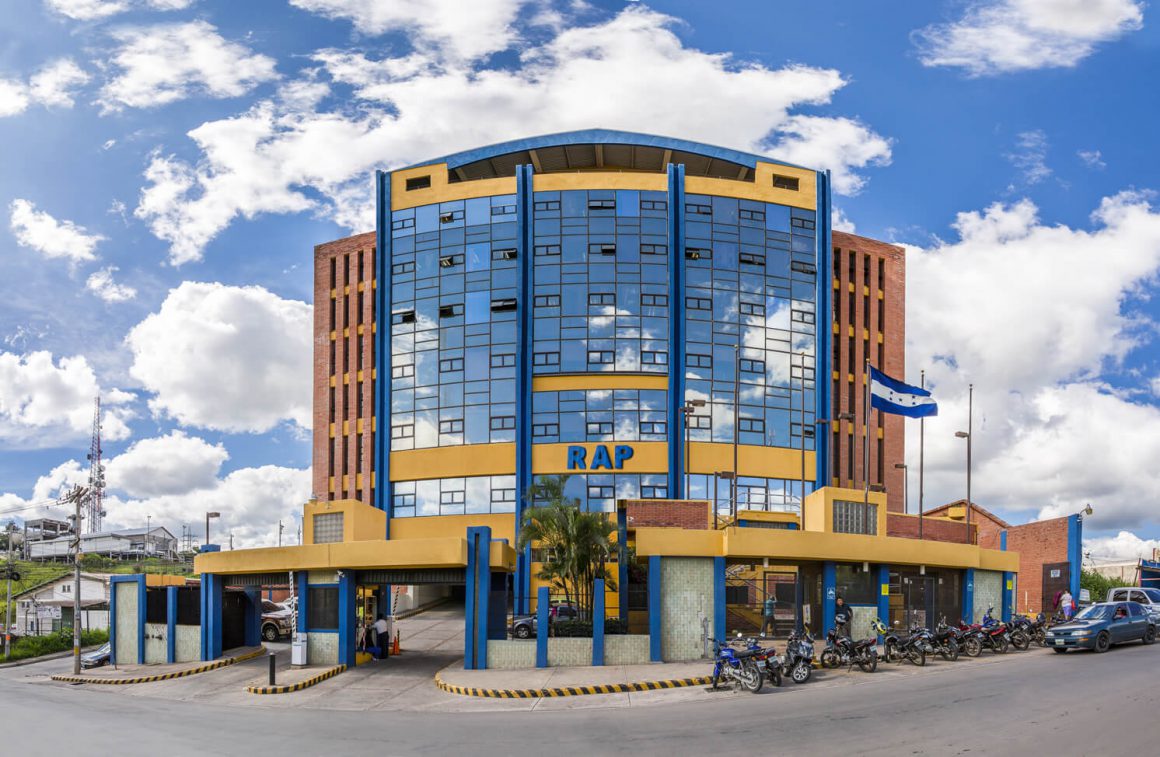 HONDURAS / DR. PINO REVELA NUEVO ABUSO DE JOH Y OLIVA CON DINERO DE OBREROS HONDURAS / DR. PINO REVELA NUEVO ABUSO DE JOH Y OLIVA CON DINERO DE OBREROS