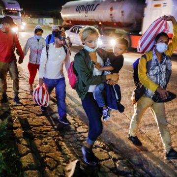 THE ECONOMIST Y SU MIRADA A CRISIS HONDUREÑA POR PANDEMIA, ETA E IOTA THE ECONOMIST Y SU MIRADA A CRISIS HONDUREÑA POR PANDEMIA, ETA E IOTA