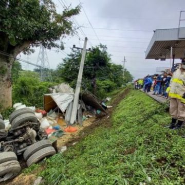 HONDUREÑOS DEBEN PAGAR A COVI PARA MOVER “PEAJE DE LA MUERTE” HONDUREÑOS DEBEN PAGAR A COVI PARA MOVER “PEAJE DE LA MUERTE”
