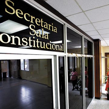 HONDURAS / SALA CONSTITUCIONAL, ARMA PARA DELITO DE “CUELLO BLANCO” HONDURAS / SALA CONSTITUCIONAL, ARMA PARA DELITO DE “CUELLO BLANCO”