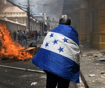 HONDURAS/ UN PARO NACIONAL DERRIBA A HERNÁNDEZ, SEGÚN EX FISCAL GENERAL HONDURAS/ UN PARO NACIONAL DERRIBA A HERNÁNDEZ, SEGÚN EX FISCAL GENERAL