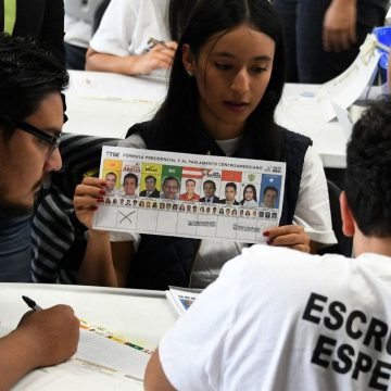 HONDURAS / CONSEJO ELECTORAL VA A COMICIOS ALTO RIESGO, AVISORA EMPRESA ESPAÑOLA