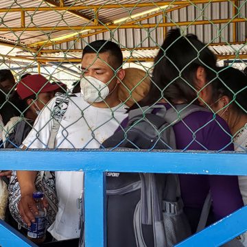 “QUÉDATE EN MÉXICO”, DESASTROSA POLÍTICA TRUMP QUE AGRAVÓ CRISIS DE 70 MIL MIGRANTES “QUÉDATE EN MÉXICO”, DESASTROSA POLÍTICA TRUMP QUE AGRAVÓ CRISIS DE 70 MIL MIGRANTES