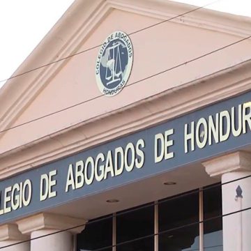HONDURAS / ¡HISTÓRICO! ABOGADOS SE SUMAN A EXIGIR DIMISIÓN DE JOH HONDURAS / ¡HISTÓRICO! ABOGADOS SE SUMAN A EXIGIR DIMISIÓN DE JOH
