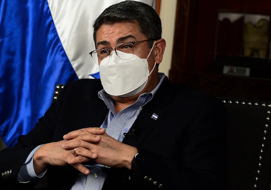 WASHINGTON POST: JOH, IMPLICADO EN NARCOTRÁFICO, INTENTA GANARSE A BIDEN WASHINGTON POST: JOH, IMPLICADO EN NARCOTRÁFICO, INTENTA GANARSE A BIDEN