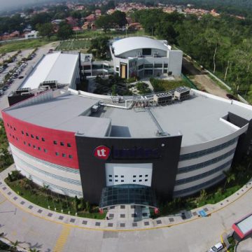 FUNDACIÓN NASSER SE UNE A “FUNDAEMPRESA” PARA POTENCIAR UNITEC Y CEUTEC FUNDACIÓN NASSER SE UNE A “FUNDAEMPRESA” PARA POTENCIAR UNITEC Y CEUTEC