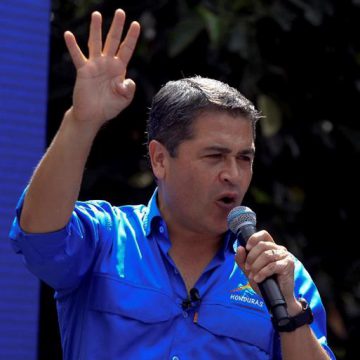 EE.UU. PAGÓ UN ALTO COSTO POR APOYAR REELECCIÓN DE GOBERNANTE HONDUREÑO: AFP EE.UU. PAGÓ UN ALTO COSTO POR APOYAR REELECCIÓN DE GOBERNANTE HONDUREÑO: AFP