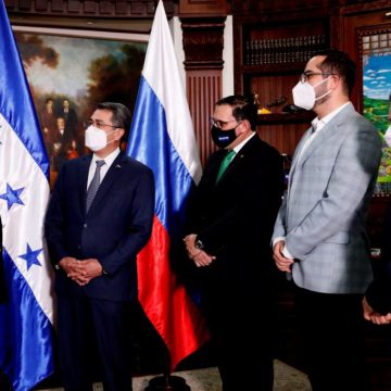¡URGENTE! RUSIA INVADE HONDURAS, SIN EMBAJADOR ESTADOUNIDENSE ¡URGENTE! RUSIA INVADE HONDURAS, SIN EMBAJADOR ESTADOUNIDENSE