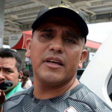 HONDURAS / CAPITÁN SANTOS ORELLANA SE EXILIA Y DENUNCIA PLAN PARA ASESINARLO HONDURAS / CAPITÁN SANTOS ORELLANA SE EXILIA Y DENUNCIA PLAN PARA ASESINARLO