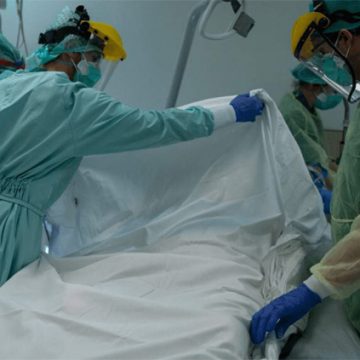 ¡RÉCORD SOS! ESTÁN MURIENDO 100 HONDUREÑOS A DIARIO POR COVID ¡RÉCORD SOS! ESTÁN MURIENDO 100 HONDUREÑOS A DIARIO POR COVID