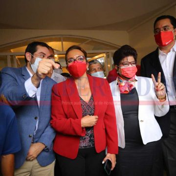 HONDURAS / OPOSICIÓN DIVIDIDA, “CACHURECOS” RÍEN HONDURAS / OPOSICIÓN DIVIDIDA, “CACHURECOS” RÍEN