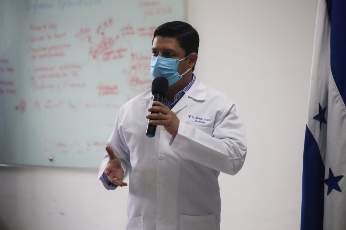 HONDURAS / DR. COSENZA MUESTRA DESACUERDO CON DECISIONES EN SALUD