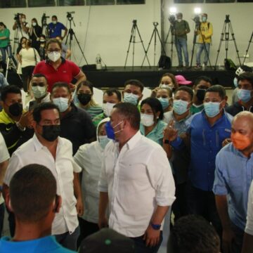 HONDURAS / ¿POR QUÉ EL VANDALISMO DE PARTIDO NACIONAL EN CNE? O EL REINADO DEL TERROR HONDURAS / ¿POR QUÉ EL VANDALISMO DE PARTIDO NACIONAL EN CNE? O EL REINADO DEL TERROR