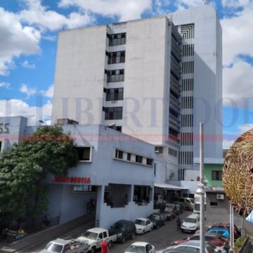 ¡INJUSTICIA! HONDUREÑO COTIZÓ 50 AÑOS AL SEGURO SOCIAL Y LLEVA DIEZ CLAMANDO INDEMNIZACIÓN