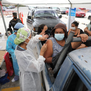 HONDURAS / UNOS 45 MIL CAPITALINOS EN RIESGO POR FERIADO EN VACUNACIÓN