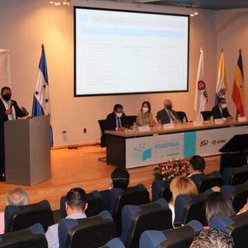 HONDURAS / ACADEMIA PRESENTA PLAN EDUCATIVO PARA QUE NUEVO GOBIERNO “NO INVENTE”