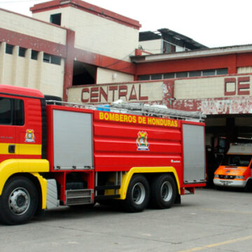 HONDURAS / DENUNCIAN A JEFES BOMBEROS POR AYUDAR CON “BOLSA SOLIDARIA” Y CORRUPCIÓN