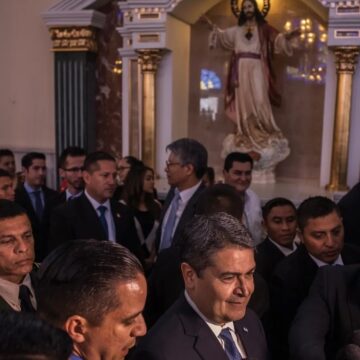 THE NEW YORKER: ¿ES EL PRESIDENTE DE HONDURAS UN NARCOTRAFICANTE?