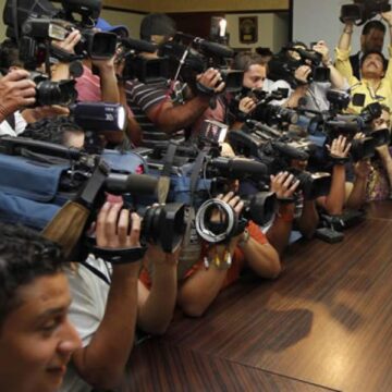 EN VISITA A EL LIBERTADOR FISCALÍA ANUNCIA TALLER DE PROTECCIÓN A PERIODISTAS