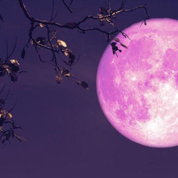 LA SUPERLUNA DE FRESA ILUMINA EL CIELO ESTE DÍA ¿QUÉ ES Y CÓMO VERLA?