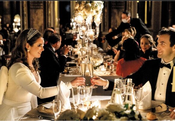 A LOS POBRES Y ENEMIGOS DEL PUEBLO QUE PIDEN “GOLPES” A LOS POBRES Y ENEMIGOS DEL PUEBLO QUE PIDEN “GOLPES”