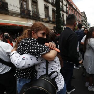 MÉXICO EN ALERTA POR SISMO DE 7.4 EN ANIVERSARIO DE TERREMOTOS 1985 Y 2017