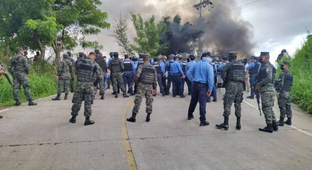 ¡CARIBE EN DESACATO! GARÍFUNAS PIDEN CUENTAS POR AGRESIÓN JUDICIAL