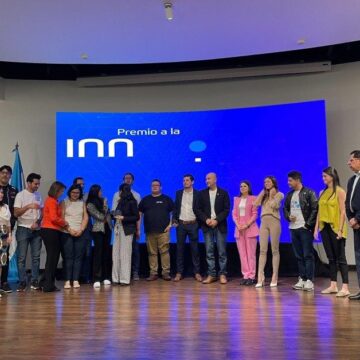 PREMIAN TALENTO UNIVERSITARIO EN INNOVACIÓN TECNOLÓGICA