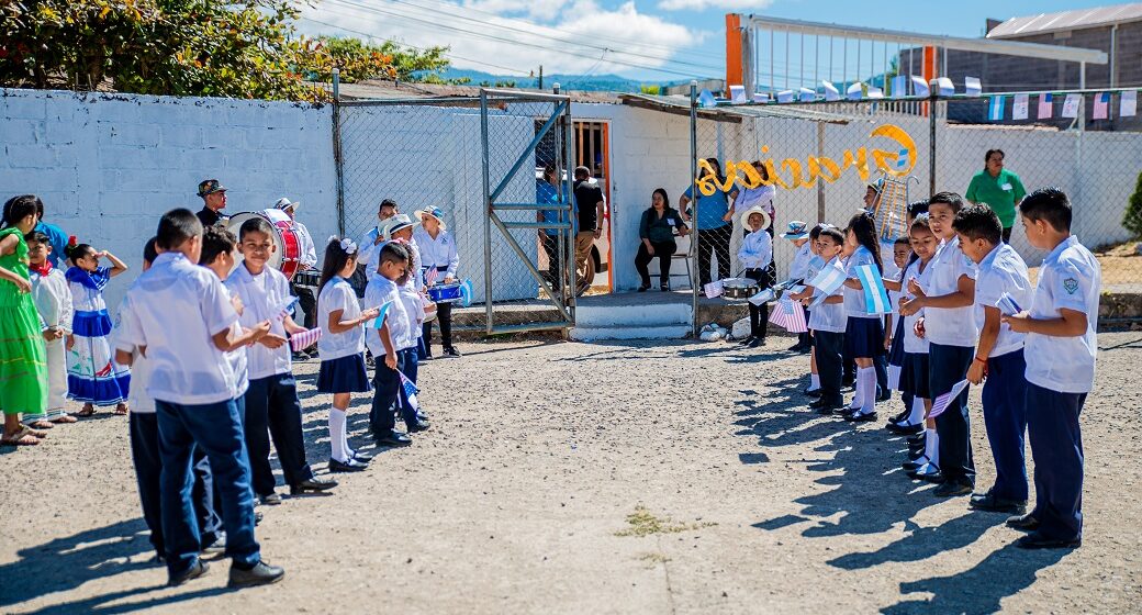 ALIANZA POR LA EDUCACIÓN DIO APERTURA A NUEVA ESCUELA QUE BENEFICIARÁ A 200 NIÑOS