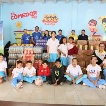 LACTHOSA DONA DE MERIENDA ESCOLAR A COMEDOR INFANTIL DE ESCUELA 21 DE OCTUBRE LACTHOSA DONA DE MERIENDA ESCOLAR A COMEDOR INFANTIL DE ESCUELA 21 DE OCTUBRE