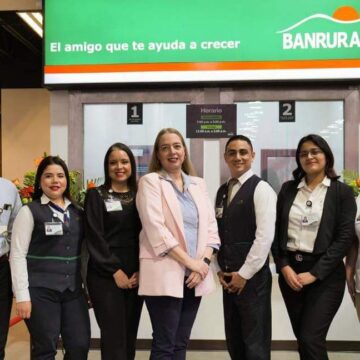 BANRURAL INAUGURA VENTANILLA EN SUPERTIENDA DE SAN PEDRO SULA