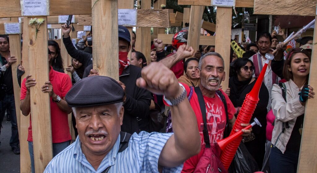 HONDUREÑOS REACCIONAN A CASTIGO JOH: DEBATE ENTRE ALEGRÍA Y LUTO